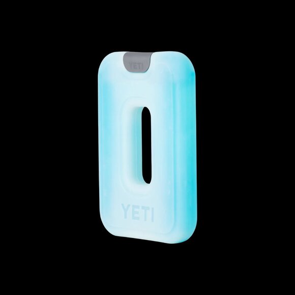 YETI 5L DayTrip Lunch Box in Charcoal with YETI Medium Ice Sheet - Picture 6 of 8